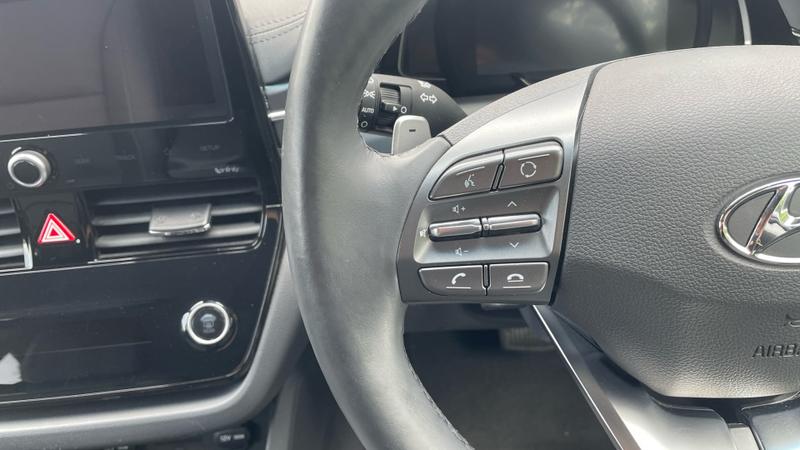 Hyundai IONIQ Photo cohere-fd34f897bacbf214de562f80b393292168ad372e.jpg