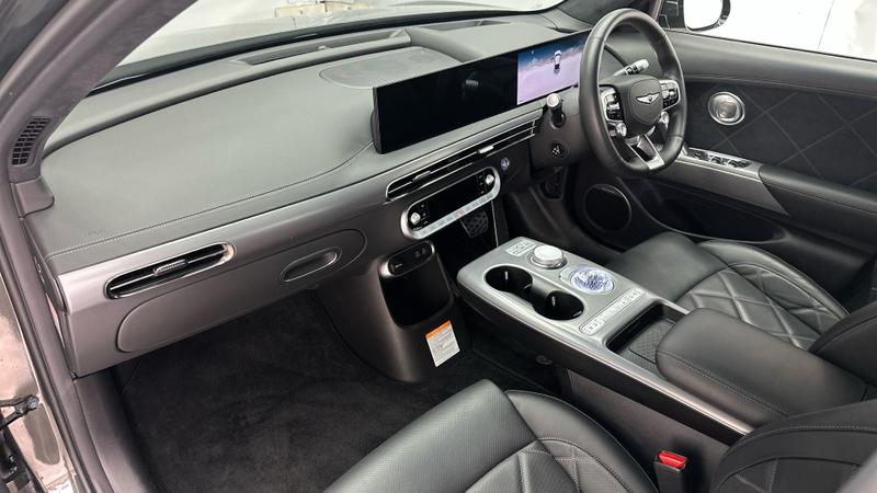 Genesis GV60 Photo cohere-fd6136ec1dd8a0ef639c9c960c258312c297612c.jpg