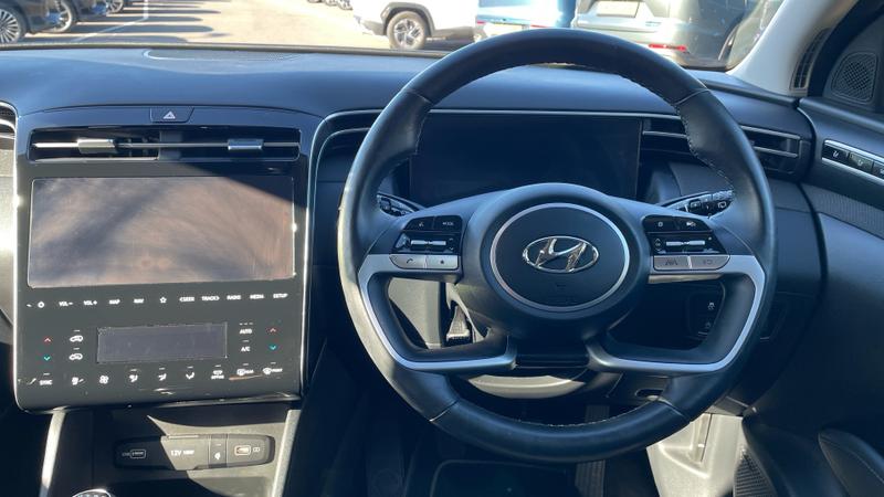 Hyundai TUCSON Photo cohere-fdd717437a406b631d405b90aad7b31d09dea727.jpg