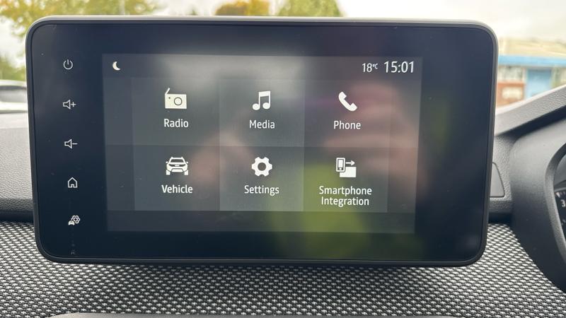 Dacia Sandero Photo cohere-fe6cd44436b187e57bfd881d043feae3226fda93.jpg