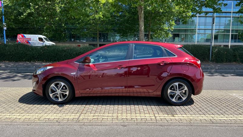 Hyundai i30 Photo cohere-fea0c89aaf4f0f41b1c946fcb9cd490b1c33f0bd.jpg