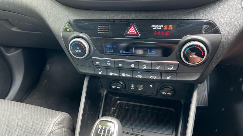 Hyundai TUCSON Photo cohere-fecf40e25cf5f3910c7ec2d9a4fc85fda22bd6cb.jpg