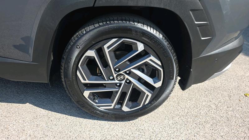 Hyundai TUCSON Photo cohere-ff152d78868da1a7563c7c7e6eb661ca484873be.jpg