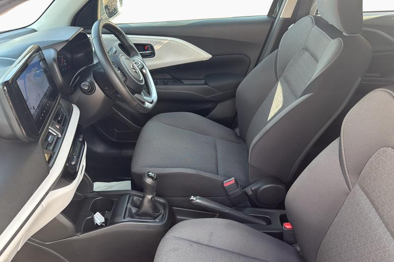 Suzuki Swift Photo cohere-ff9866a4be83b64f33743b70c45ddf720ea26156.jpg