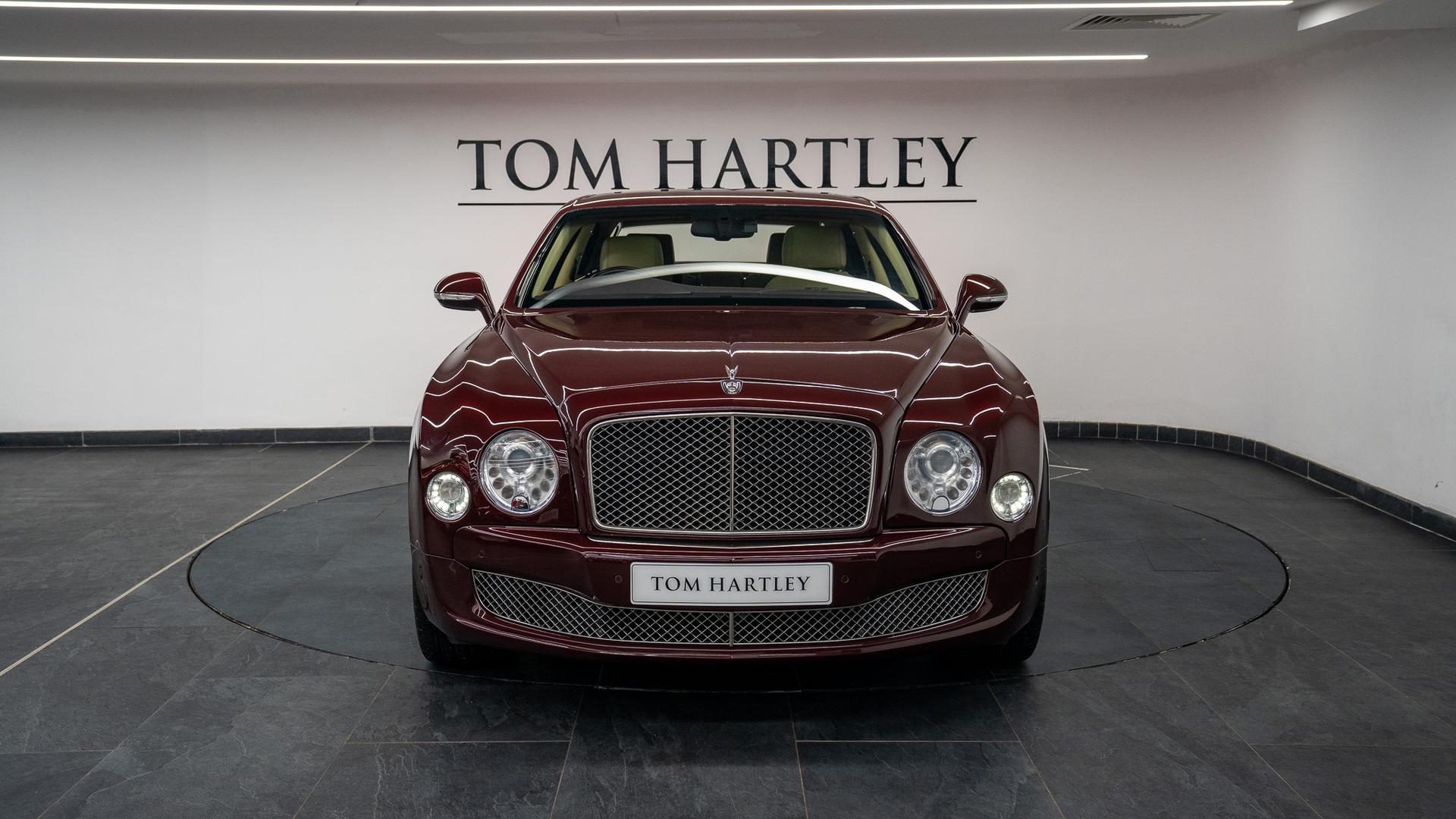 Bentley Mulsanne Photo d003e318-3526-4c7a-a92a-638330736264.jpg