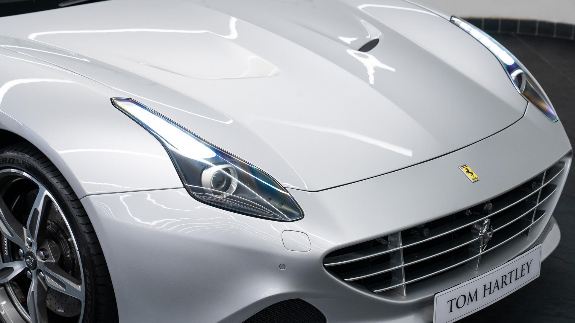 Ferrari California Photo d0085580-685b-44c4-94b1-e47e4c7cd3b6.jpg