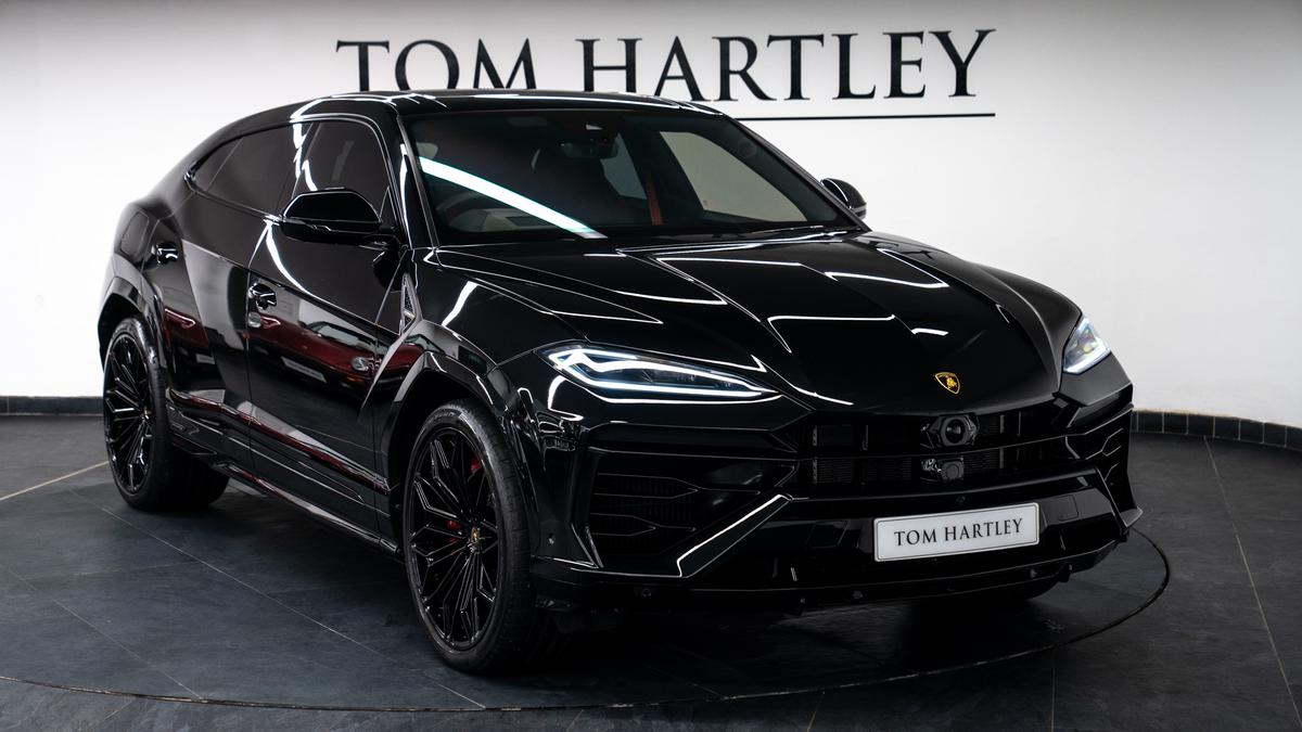 Used 2025 LAMBORGHINI Urus SE Nero Helene at Tom Hartley
