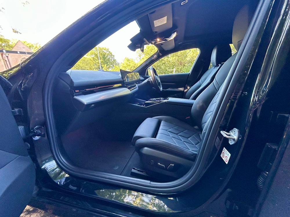 Used BMW 5 Series YF24AYD 35