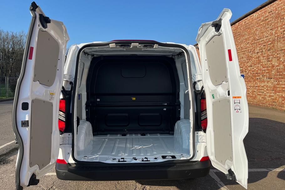 Used FORD TRANSIT CUSTOM MM75UDX 6