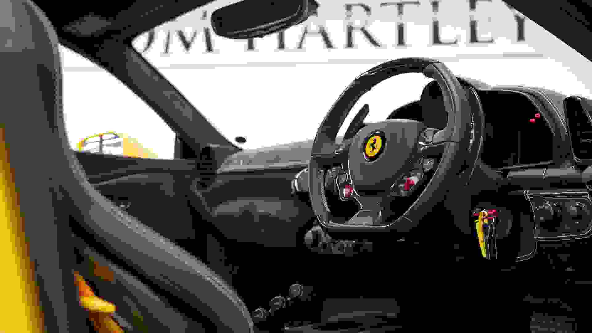 Ferrari 458 Photo d0449480-ce11-48e0-b54f-f52bd92c8aca.jpg