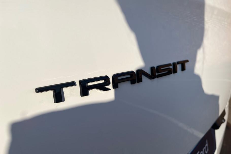 Used FORD TRANSIT CUSTOM MM75UAT 19