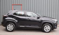 Toyota YARIS CROSS Photo 1