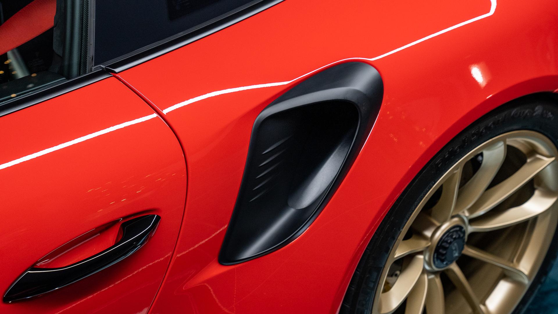 Porsche 911 Photo d0554725-f9e1-4ae2-be5e-75a05c7fea30.jpg
