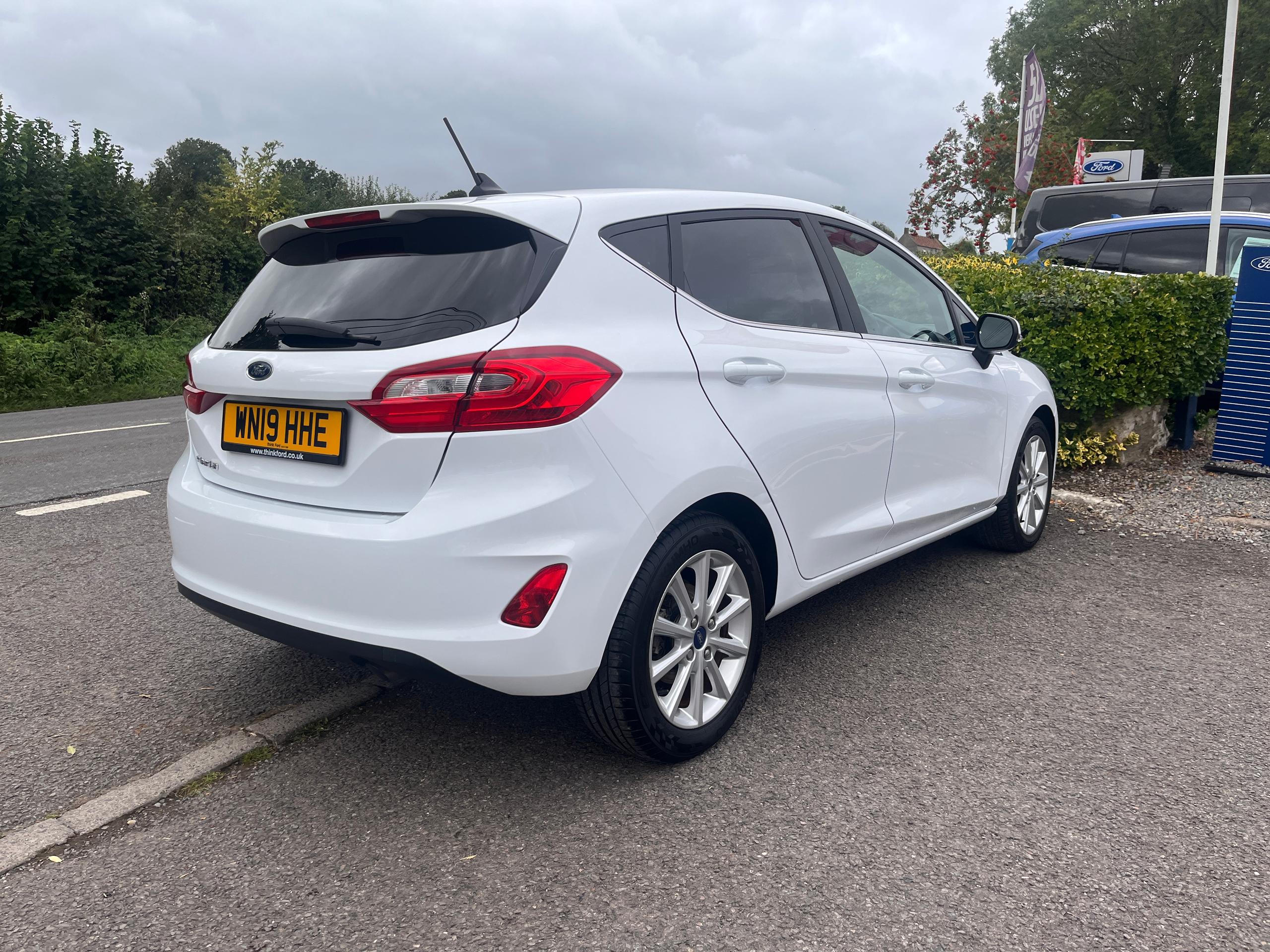 Used Ford FIESTA WN19HHE 14