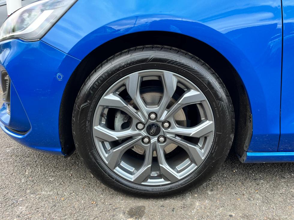 Ford Focus Photo d074eed0-4445-4baf-ba2f-bf245da0620c.JPG