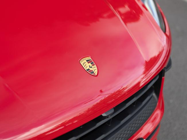 PORSCHE Macan Photo 44