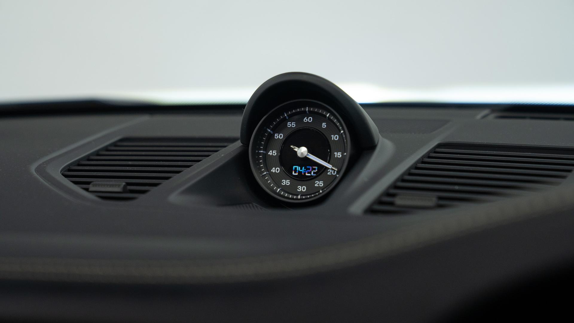 Porsche 911 Photo d0ab2083-e1cd-4f20-9852-1b20f2237cbf.jpg