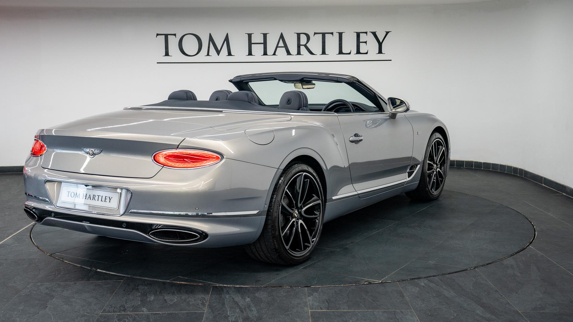 Bentley Continental GTC Photo d0b3962b-a8f3-4d43-889e-9b71516f1598.jpg