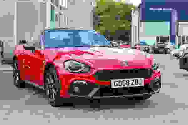 Used 2018 Fiat\Abarth 124 SPIDER MULTIAIR RED at Richard Sanders