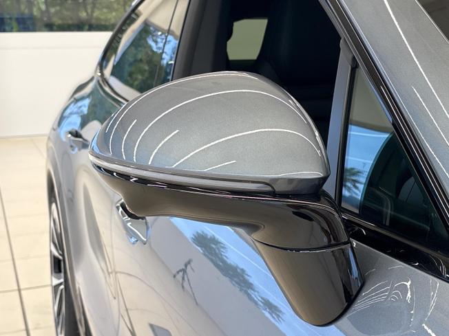 Porsche Cayenne Photo 22