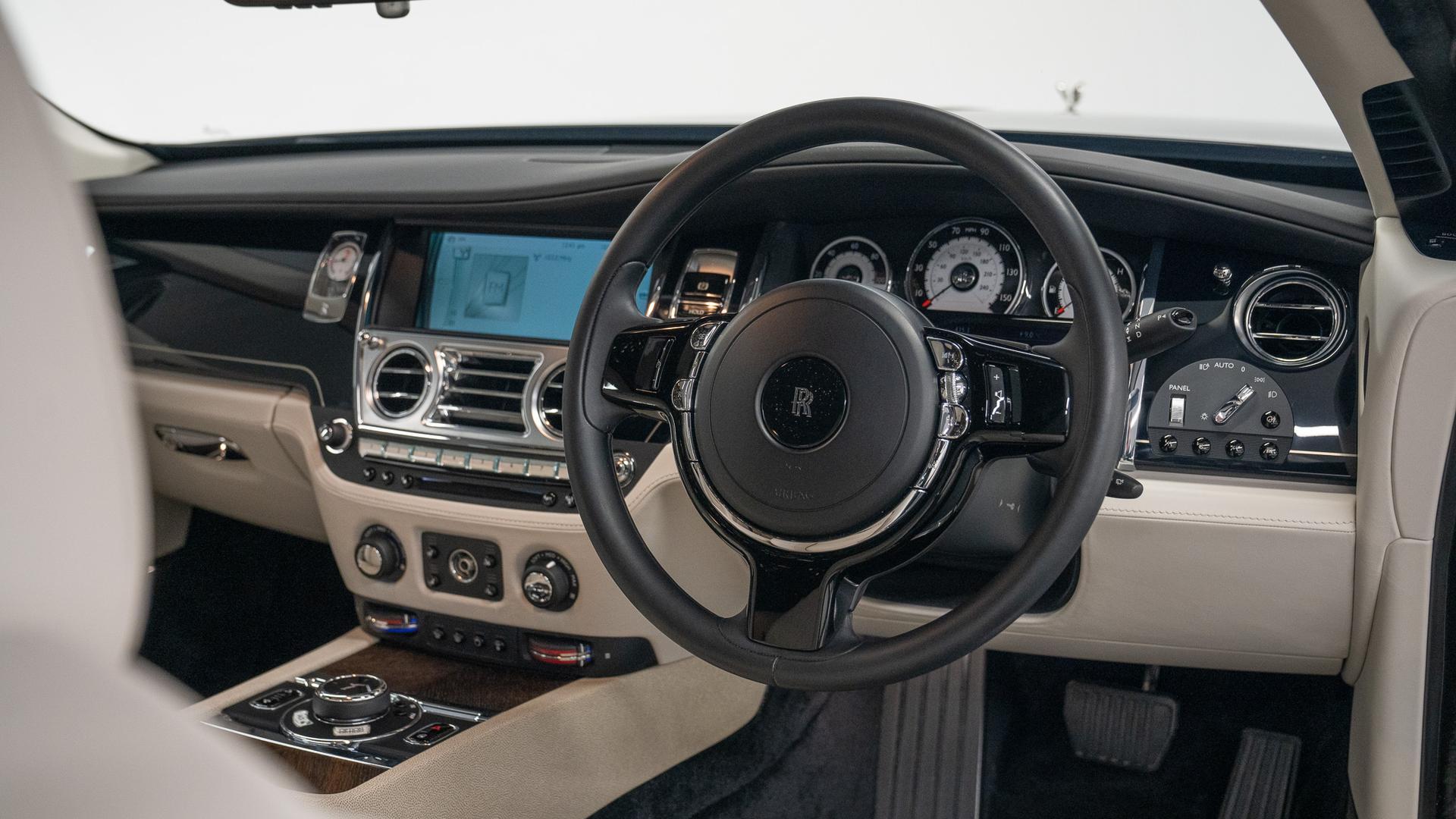Rolls-Royce Wraith Photo d0d0d76b-ff10-489e-90a0-1864828beaaf.jpg