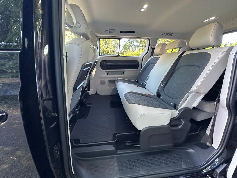 Used Volkswagen ID. Buzz DE25YPW 29