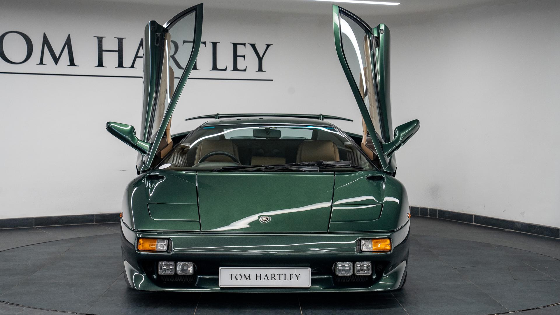 LAMBORGHINI Diablo Photo d0fc3eed-92dd-496f-8801-da5494d7c8e7.jpg