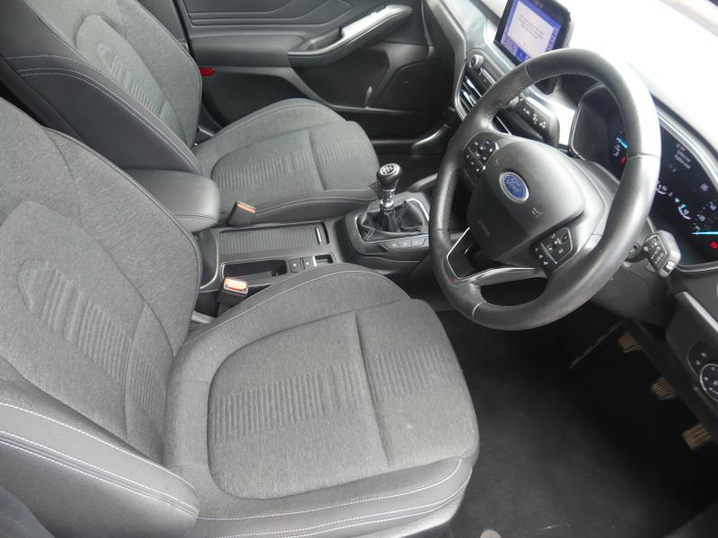 Ford Focus Photo d0fddcb1-6b8f-463d-9c49-651f6492dea6.jpg