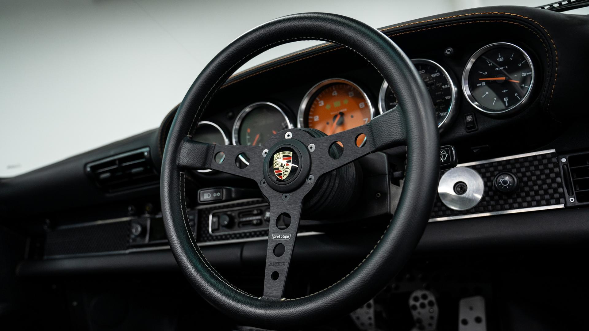 Porsche 911 Retro Works Photo d11fe847-98be-45e7-b1b4-31de67684784.jpg