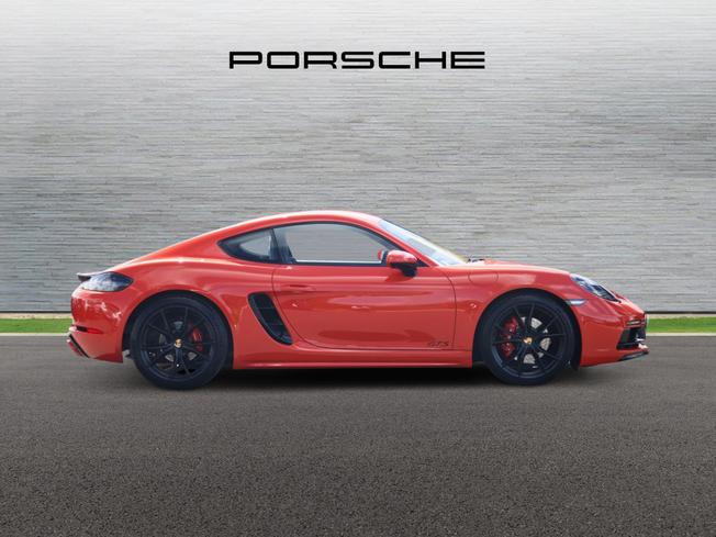 PORSCHE 718 Cayman Photo 3