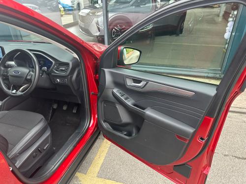 Ford Kuga Photo d13f6d0d-d7f3-4c0f-b0f0-3c5db6bc7647.jpeg