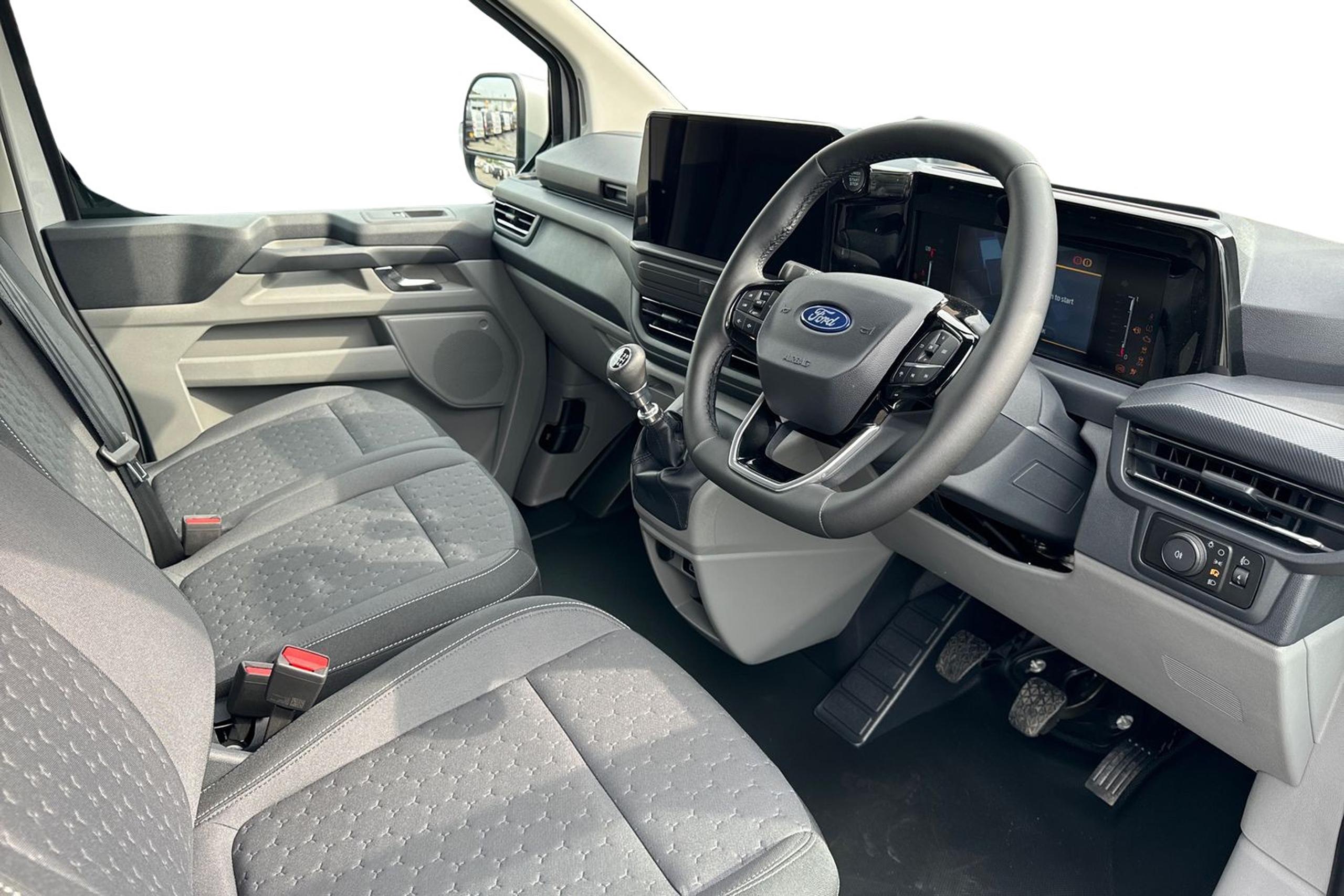 Ford TRANSIT CUSTOM Photo 13