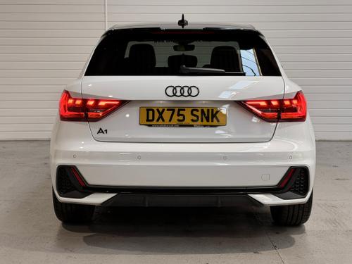 Audi A1 Photo d15e359b-c53f-43bd-a8a9-dba182aff214.jpeg