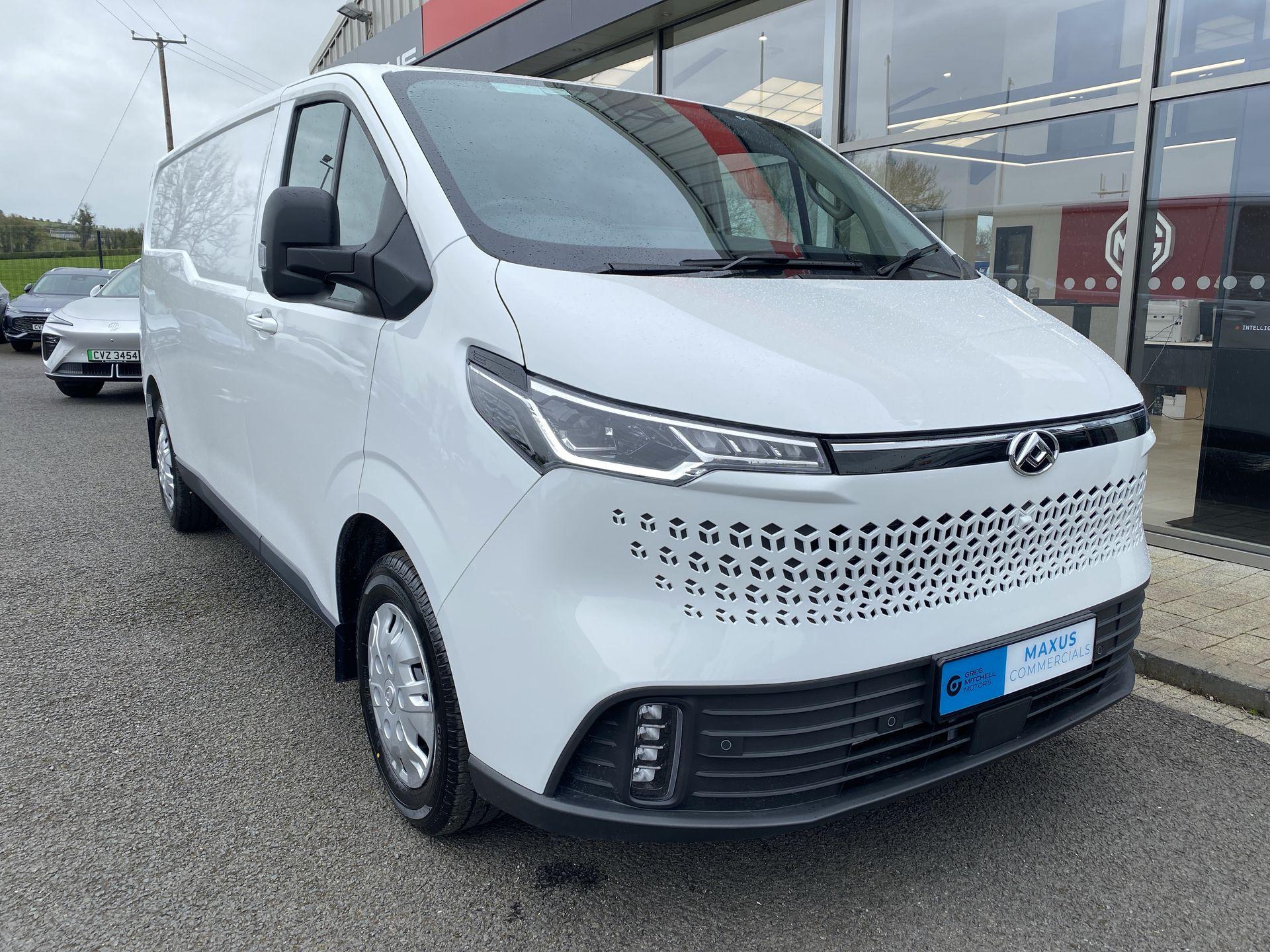 2026 MAXUS DELIVER 7 L2 FWD 2.0 D20 H1 150 - vehicle photo 3 for sale on PureCar