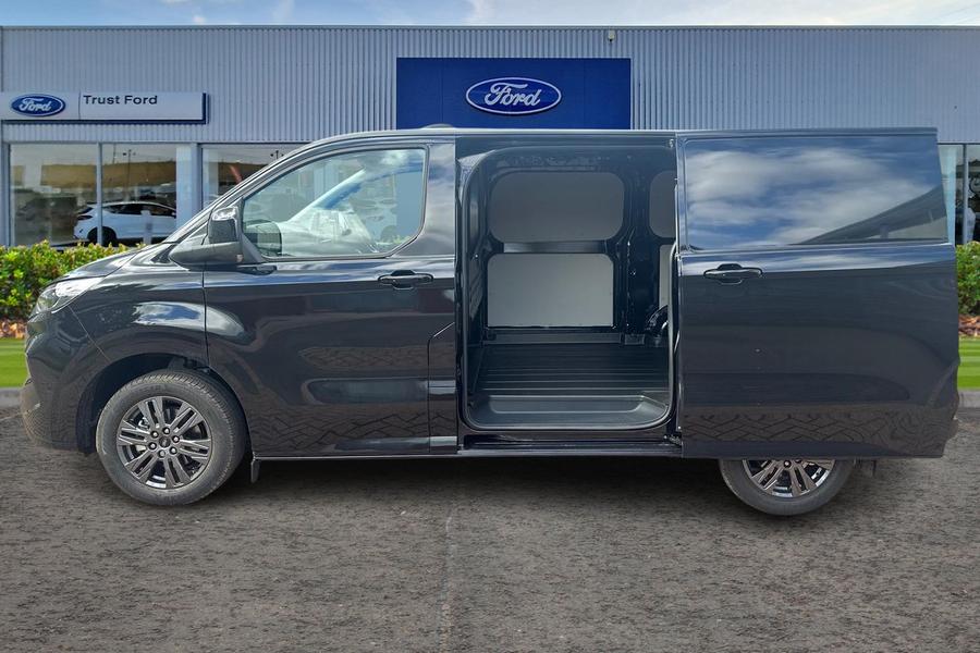 Ford TRANSIT CUSTOM Photo d18978a2-02b4-4aa0-be7b-67463524bb58.jpg
