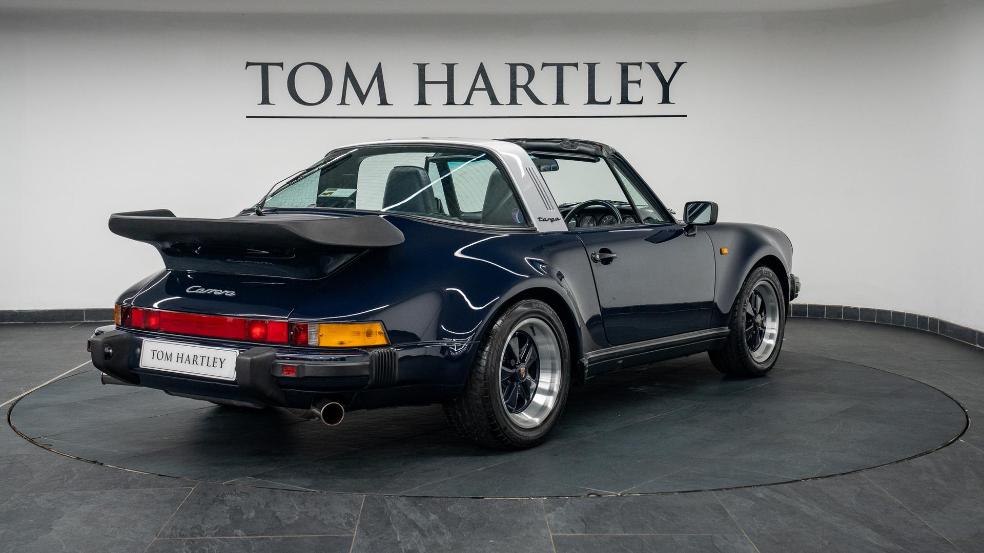 Porsche 911 Carrera Photo d19e8132-14b3-4017-943a-a91e938fe44e.jpg