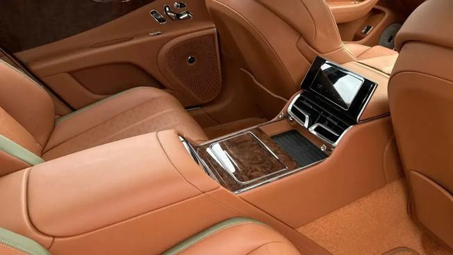 BENTLEY Flying Spur Photo 14
