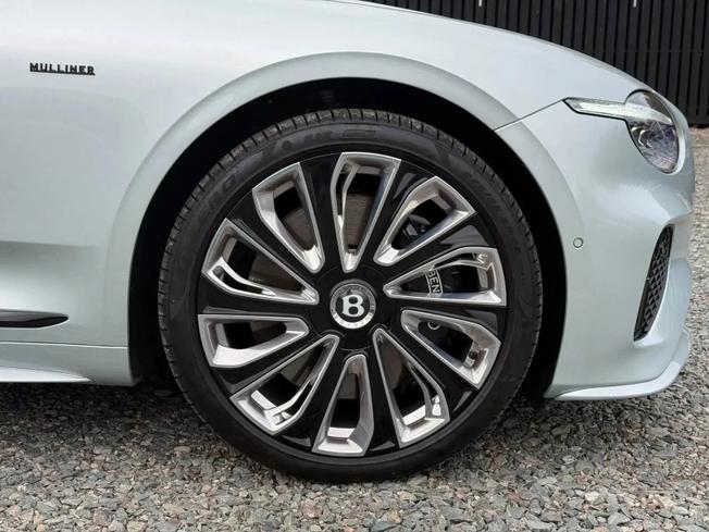 BENTLEY Continental Photo 8