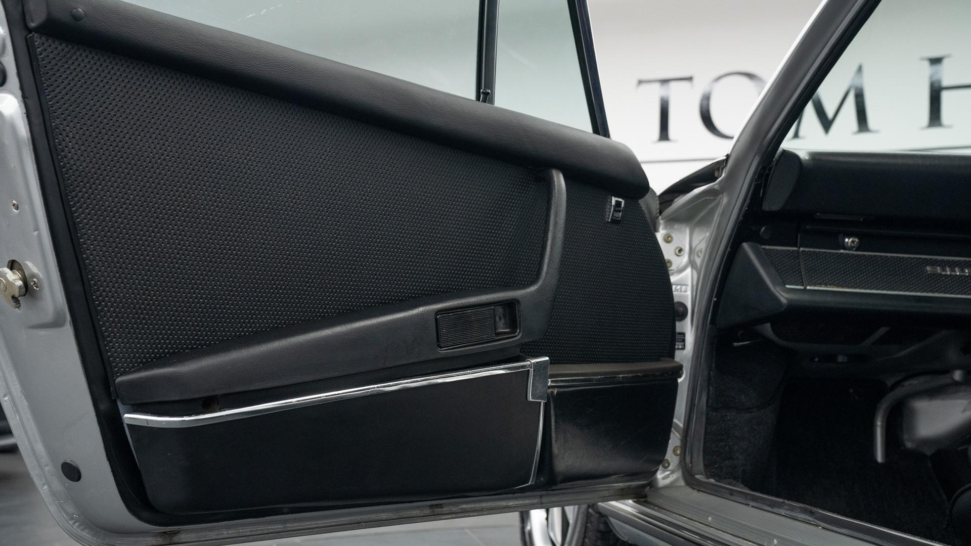 Porsche 911 Photo d1d8e5c9-725f-4874-ac9c-82a62d5dea8e.jpg