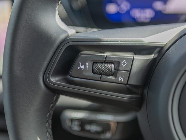 PORSCHE Macan Photo 17