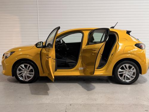Peugeot 208 Photo d1ec742d-6bf3-44be-ad4c-c2b8bd3439d8.jpeg