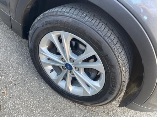 Ford Kuga Photo d1f8ec04-05c4-48b1-a62b-673854ed063e.jpeg