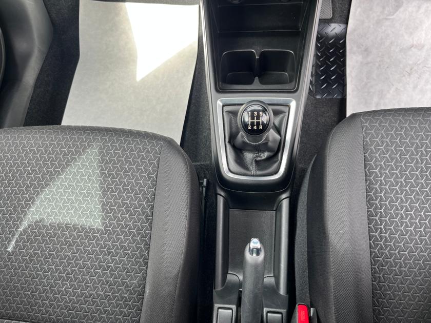 Suzuki Swift Photo d223e5fc-4bcd-401b-8425-48c5e9de2dbc.jpg