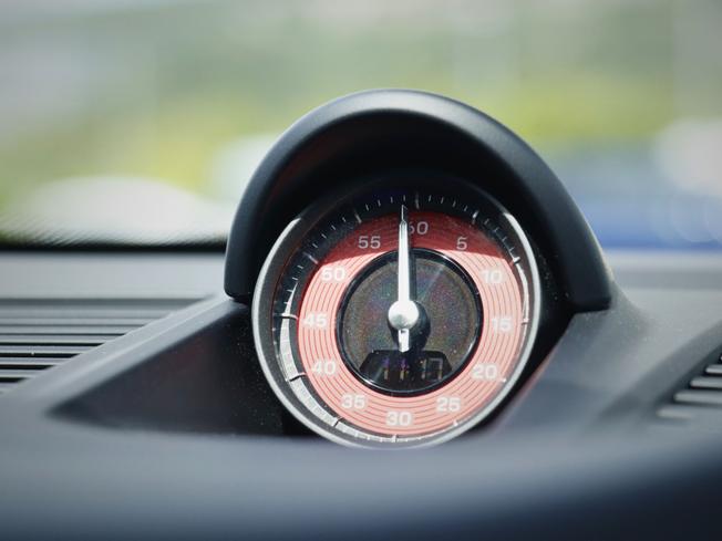 PORSCHE 911 Photo 41