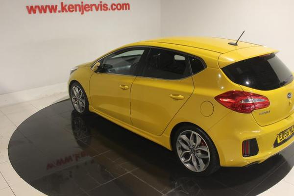 Kia Ceed 1.6 T-GDi GT Hatchback 5dr Petrol Manual Euro 6 (201 bhp) Photo 4