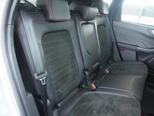 Ford Kuga Photo d241f963-fada-4625-8112-d3689643318d.jpg