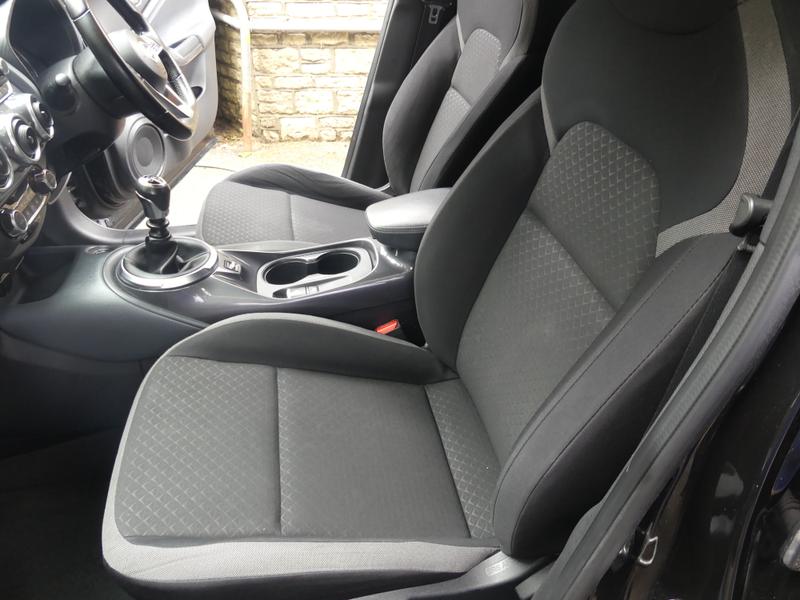 Nissan Juke Photo d2588bc2-5cab-4bee-afab-165bb6807183.jpg