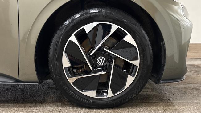 VOLKSWAGEN ID.3 Photo 5