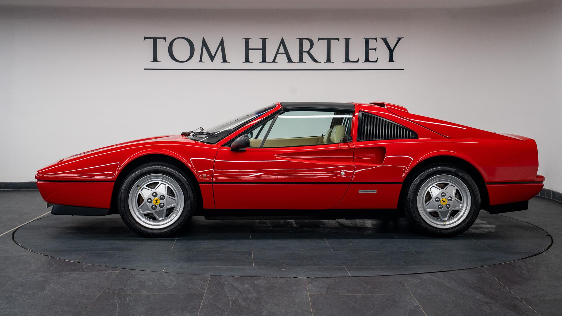 Ferrari 328 Photo d27acbda-5db1-4648-8517-6db5a36e6b77.jpg