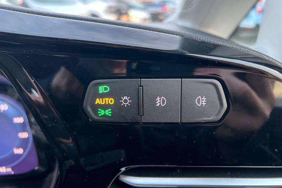 Used Ford TRANSIT CONNECT CONNECTLIM18 29